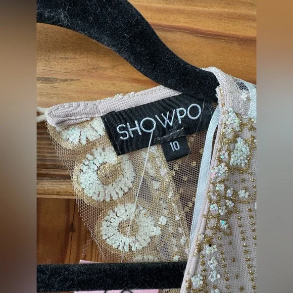 Caught In Motion Dress - Picture 4 of 8